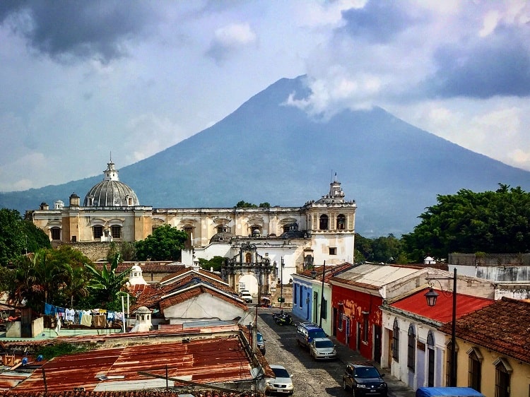 3 rooftop cafes to enjoy coffee in Antigua, Guatemala – Earth Vagabonds